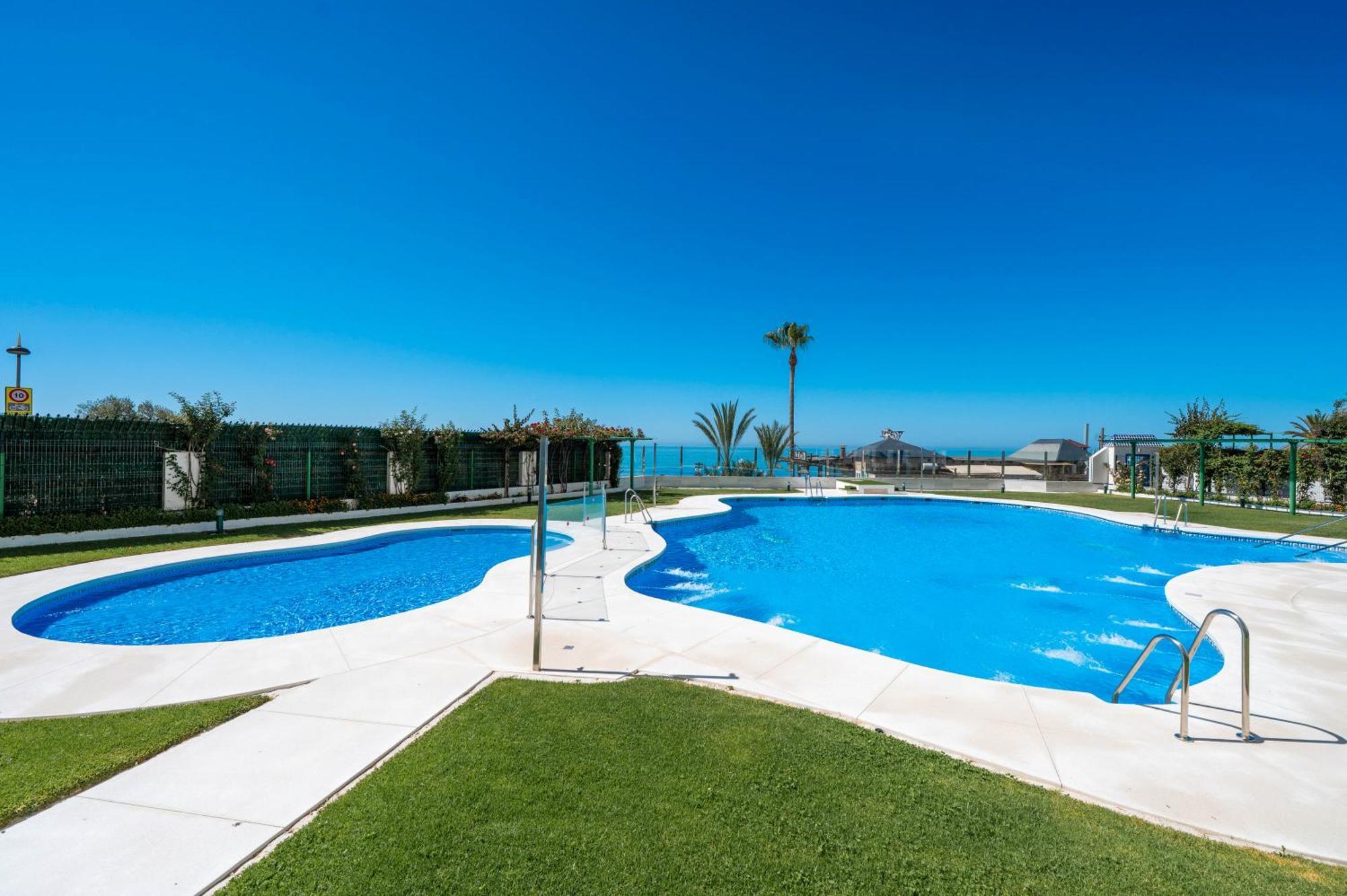 Apartment Piso En Primera Linea De Playa